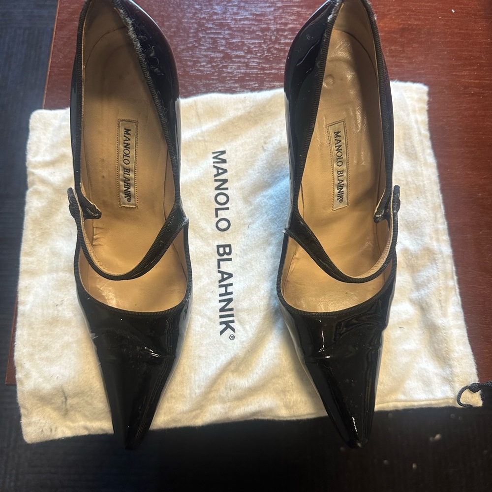 Manolo Blahnik Black Patent Leather Heels